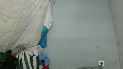 louane98 online show from March 2026 10:43:02 AM