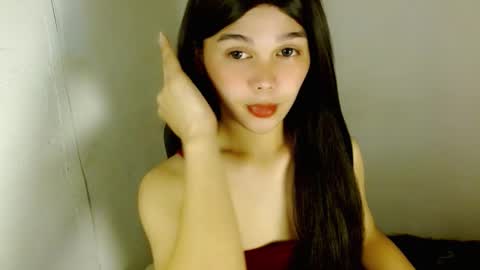 louilalicious online show from January 2026 12:02:01 AM