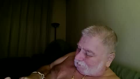 Snapshot of louis_chokdee chatting on November 2025 05:12:01 PM louis_chokdee online show from November 2025 05:12:01 PM