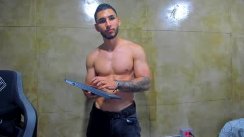 Louis online show from March 2025 01:23:01 AM