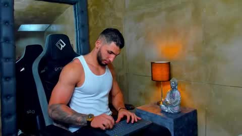 Louis online show from September 2025 09:39:02 PM