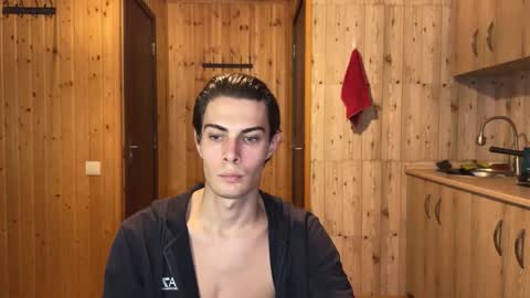 Snapshot of louis_preston chatting on October 2025 01:28:01 AM Mark online show from October 2025 01:28:01 AM