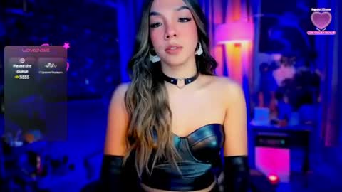 Snapshot of louisassy chatting on July 2026 02:59:01 AM Louisa online show from July 2026 02:59:01 AM