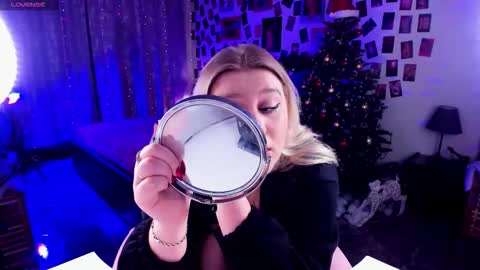 Loise online show from January 2026 09:50:02 PM