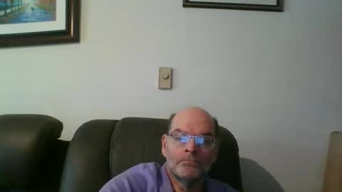 Snapshot of louism13 chatting on December 2024 05:22:02 PM louism13 online show from December 2024 05:22:02 PM