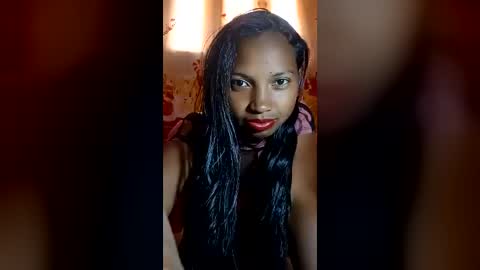 Snapshot of loulou449866 chatting on June 2026 06:51:01 AM loulou449866 online show from June 2026 06:51:01 AM
