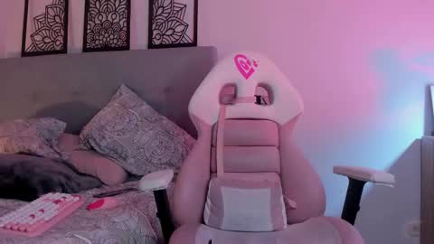 Lourrein Stoun   Independiente online show from February 2025 11:44:01 PM