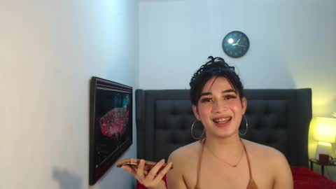 Snapshot of lovabletrans_deia chatting on May 2026 09:56:02 PM DEIA online show from May 2026 09:56:02 PM