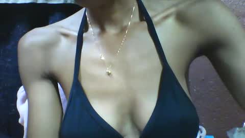 lovaelisa online show from November 2025 08:39:02 AM