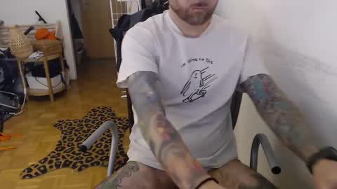 Guapito online show from December 2025 09:04:01 AM