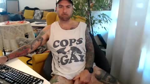 Guapito online show from July 2026 08:35:02 AM