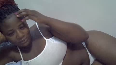 Snapshot of love_bug02 chatting on January 2026 07:02:02 AM love bug online show from January 2026 07:02:02 AM