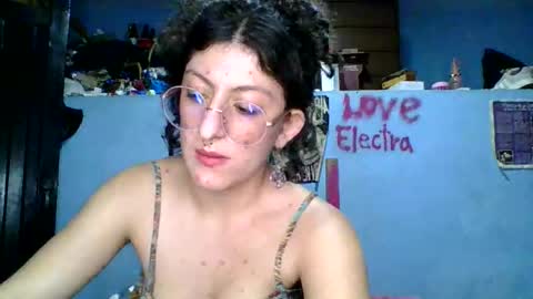 love_electra online show from February 2026 02:43:01 AM
