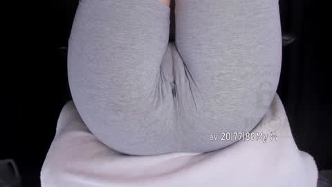 Kira online show from December 2024 02:05:01 PM