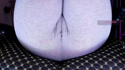 Kira online show from November 2025 03:19:02 PM