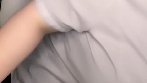 Snapshot of love_insidee chatting on November 2025 07:43:02 AM Sailor online show from November 2025 07:43:02 AM