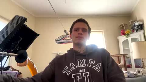 Snapshot of love_stretch chatting on October 2025 05:37:01 PM love stretch online show from October 2025 05:37:01 PM