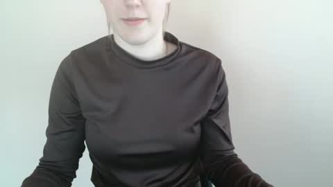 Vivian online show from March 2026 01:15:01 PM