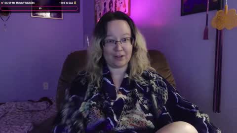 Snapshot of love_you_julia chatting on September 2025 03:32:01 AM love_you_julia online show from September 2025 03:32:01 AM