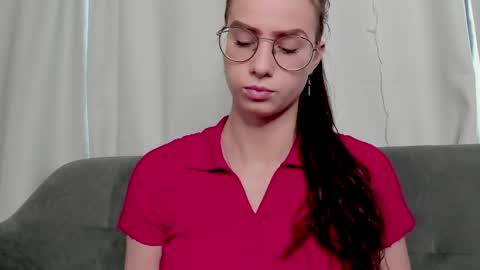 Snapshot of lovebettie chatting on April 2026 08:53:01 AM Elisabette online show from April 2026 08:53:01 AM