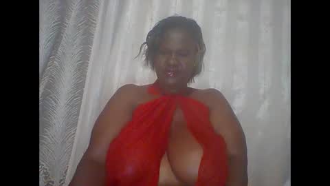 Snapshot of lovebigmelon chatting on March 2025 08:59:01 PM Lynn online show from March 2025 08:59:01 PM