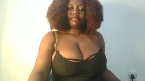 Snapshot of lovecumsluttie chatting on September 2025 05:20:02 AM mila online show from September 2025 05:20:02 AM