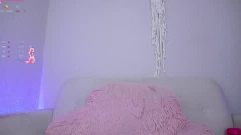 katalina   online show from October 2025 05:06:01 AM