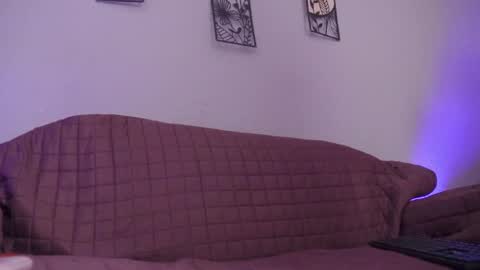 Snapshot of loveegirll chatting on May 2026 03:24:02 AM katalina online show from May 2026 03:24:02 AM