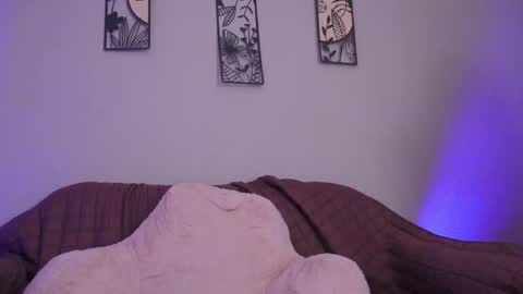 Snapshot of loveegirll chatting on May 2026 03:24:02 AM katalina online show from May 2026 03:24:02 AM