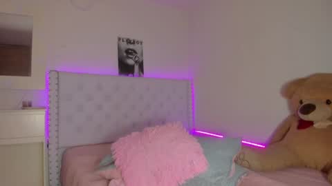 Val online show from February 2025 06:40:01 AM