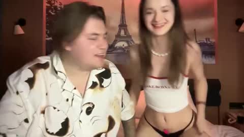 Mileena and Oliver online show from November 2025 09:47:01 PM