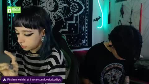 Alex  Violet online show from November 2025 06:39:01 PM