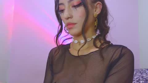 Tami online show from September 2025 07:18:02 AM