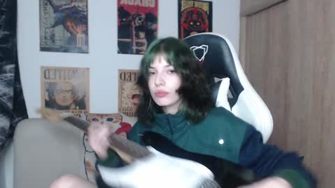 Cassie online show from January 2025 03:43:01 AM