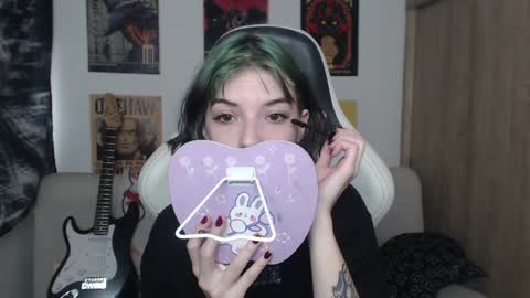 Cassie online show from January 2025 08:37:02 PM