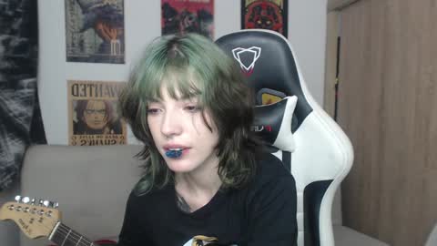 Cassie online show from January 2025 11:43:01 PM