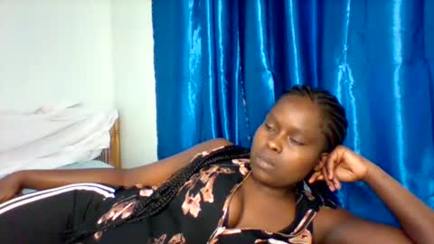 Snapshot of lovely_goodness chatting on January 2025 12:14:01 PM enid online show from January 2025 12:14:01 PM