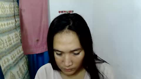 lovely_joan123 online show from June 2026 12:20:01 PM