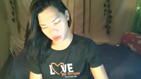 lovely_krizzy online show from December 2025 06:08:02 AM