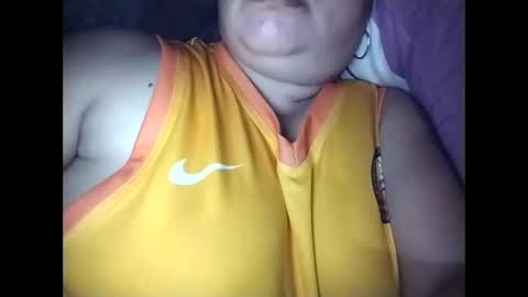 lovely_orchid online show from December 2025 12:36:02 PM