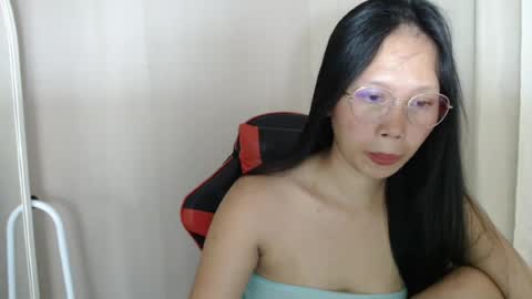 Snapshot of lovely_pinayxxx chatting on July 2026 12:10:01 PM lovely_pinayxxx online show from July 2026 12:10:01 PM