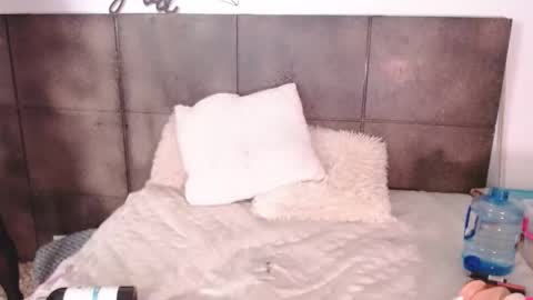 Hi guys online show from October 2025 03:47:02 PM