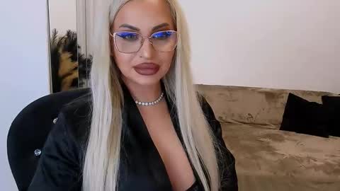 PrAllinXXXa online show from March 2026 11:01:01 PM