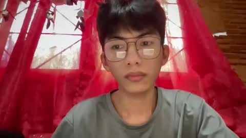 Snapshot of lovelyboy_jm chatting on May 2026 04:28:01 AM lovelyboy_jm online show from May 2026 04:28:01 AM