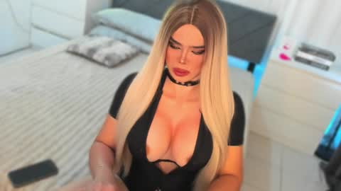 Snapshot of lovelycarel_777 chatting on April 2026 01:39:01 AM LOVELY CAREL 777 online show from April 2026 01:39:01 AM