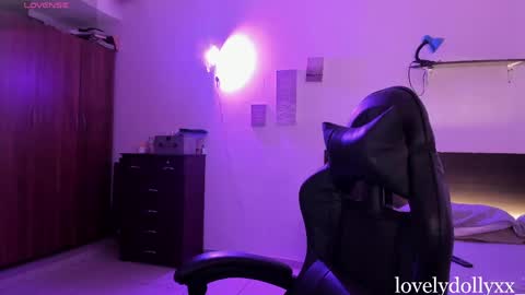 lovely   online show from April 2026 07:07:02 PM