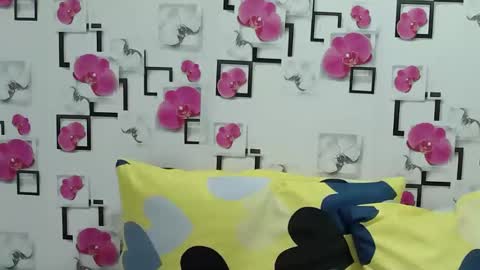 LocwlyLSYlYNXXX online show from January 2026 11:25:01 AM