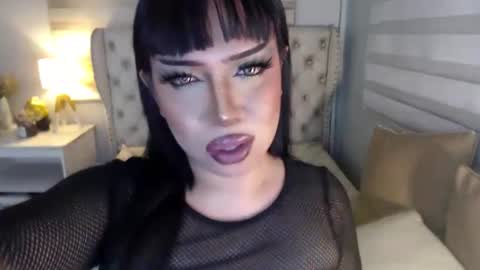 Snapshot of lovelymarie69 chatting on June 2026 05:50:02 PM Rebeca online show from June 2026 05:50:02 PM