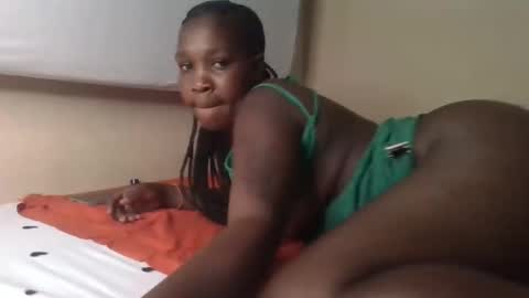 Snapshot of lovelymercy3 chatting on November 2025 07:34:01 PM lovelymercy3 online show from November 2025 07:34:01 PM