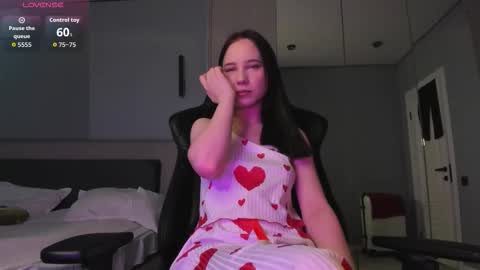 Snapshot of lovelymikky chatting on January 2026 03:53:02 AM Mikky online show from January 2026 03:53:02 AM